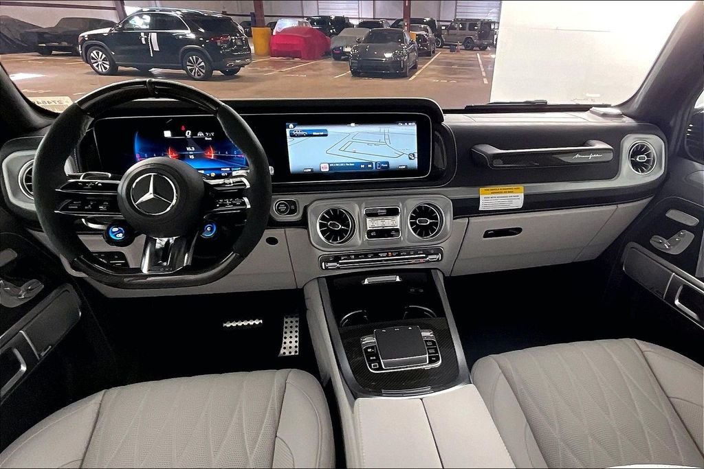 New 2027 MANUFAKTUR Dark Blue Non-Metallic Mercedes-Benz AMG® G 63 SUV image 5