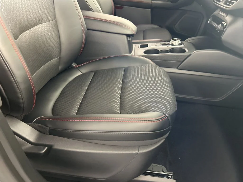 2026 Ford Escape ST-Line - Photo 21