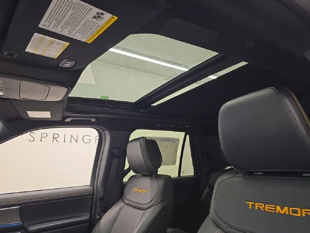 New 2027 Agate Black Metallic Ford Tremor® image 34