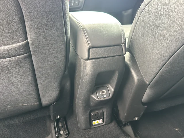 Used 2020 Gray Jeep Limited image 29