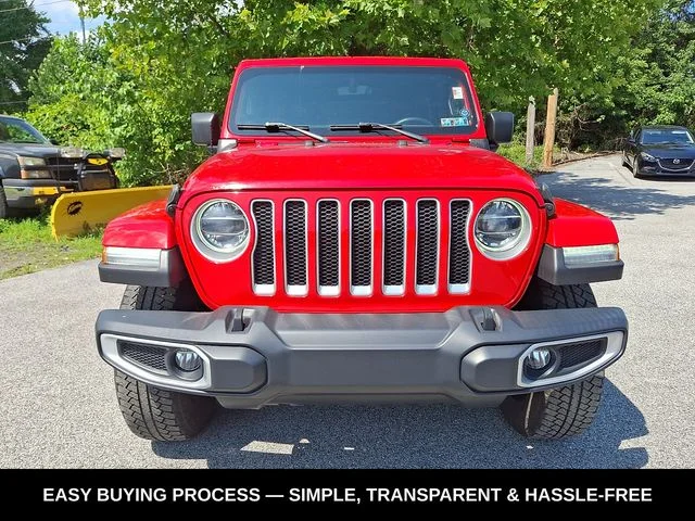 Used 2019 Red Jeep Unlimited Sahara image 3