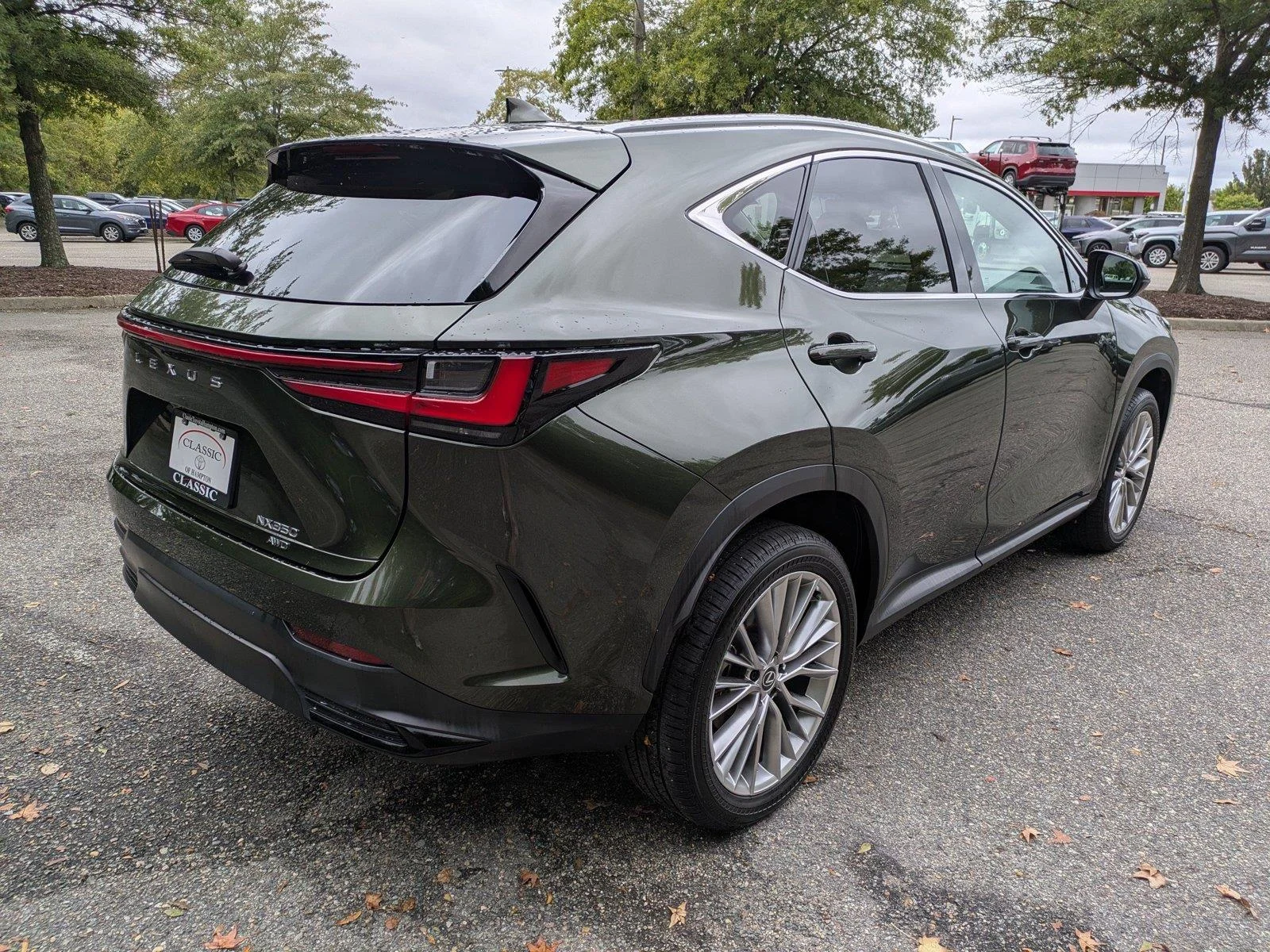 Used 2025 Nori Green Pearl Lexus NX 350 Premium image 4