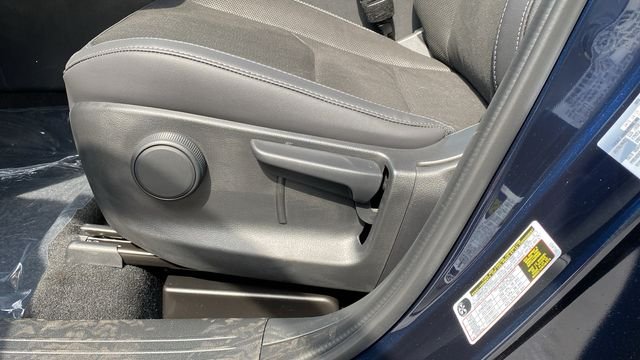New 2026 Navy Blue Mica Mazda 2.5 S Select AWD image 17