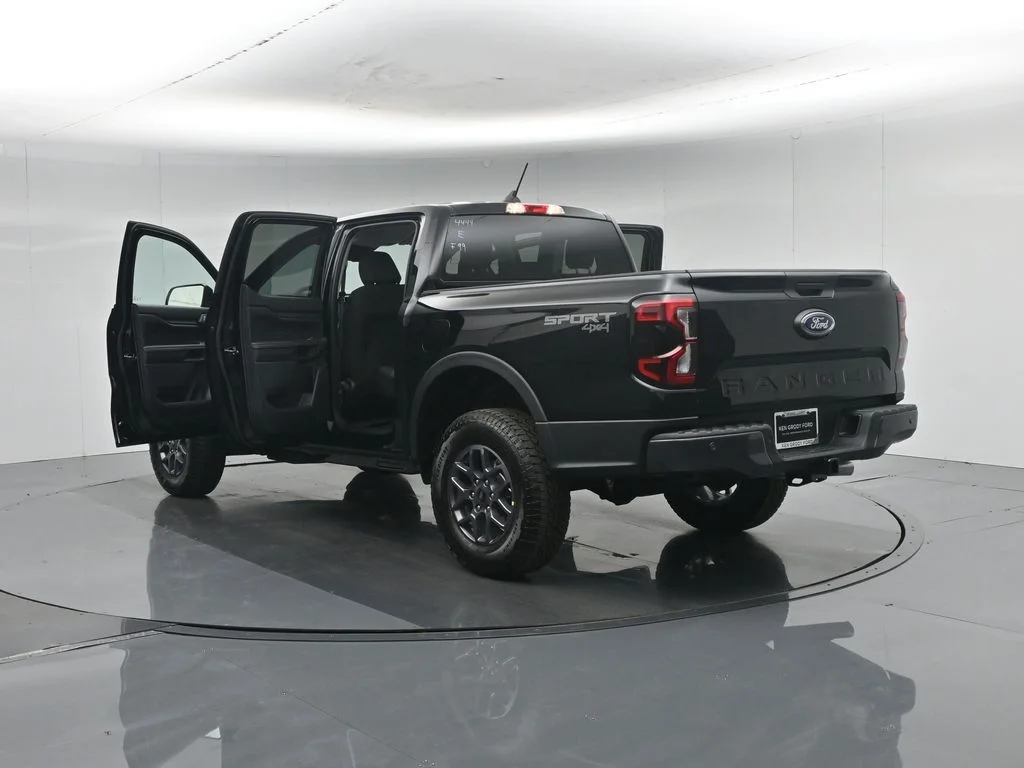 New 2026 Black Ford XLT image 31