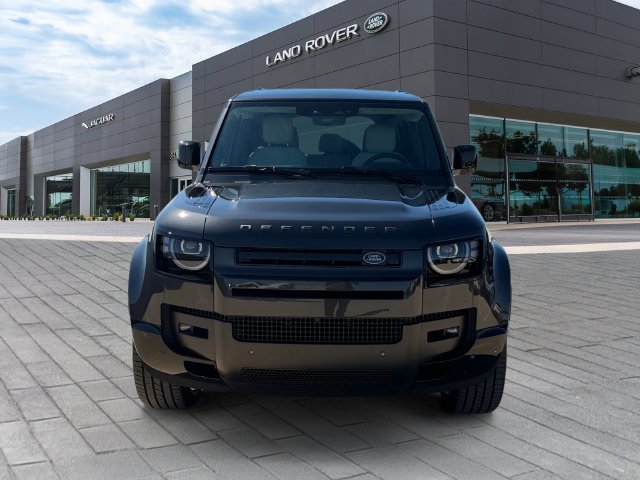 New 2026 Carpathian Grey Land Rover X-Dynamic SE image 8