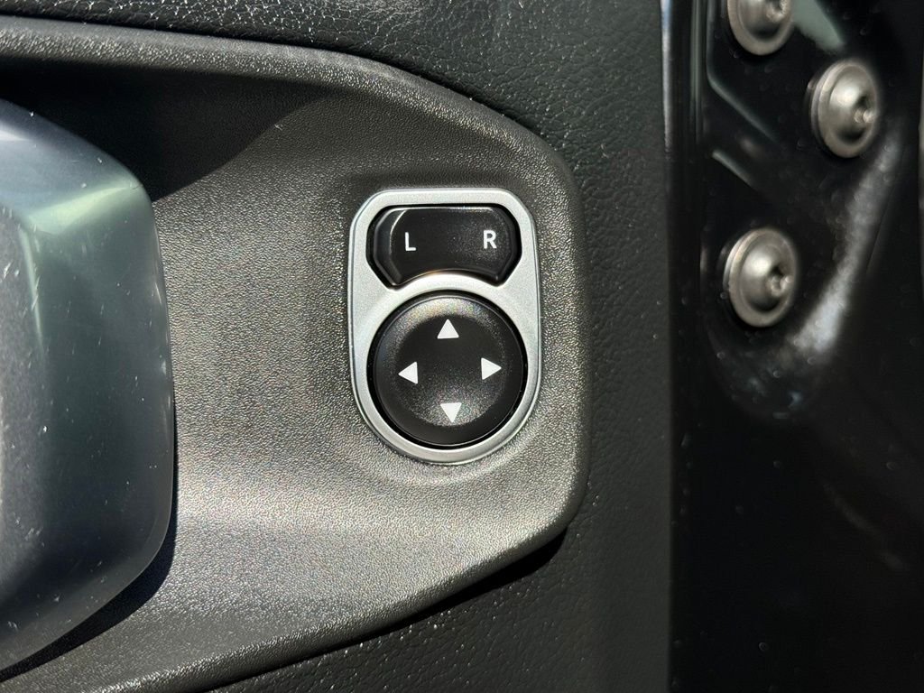 Used 2020 Black Jeep Sport image 25