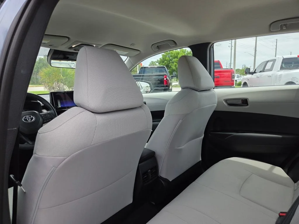 Used 2025 Celestite Toyota L image 24