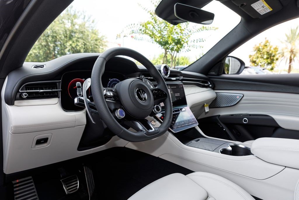 New 2026 Black Maserati Modena V6 image 25