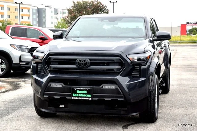 Pre-Owned 2025 Toyota Tacoma SR5