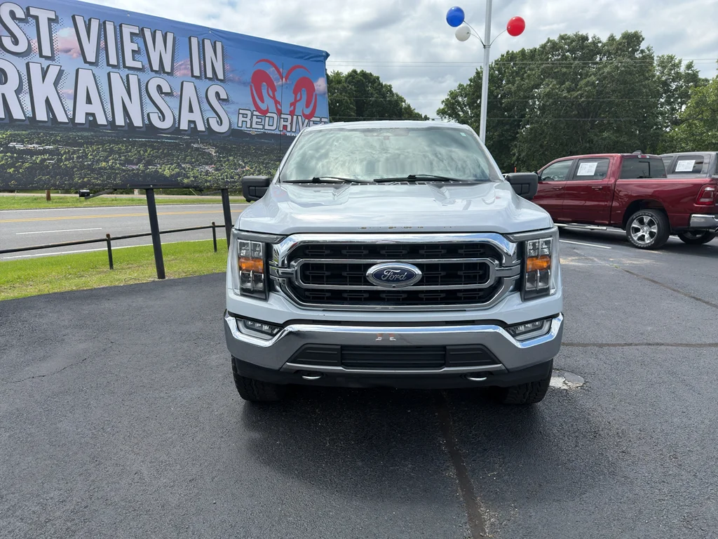 Used 2021 Space White Metallic Ford XLT image 2
