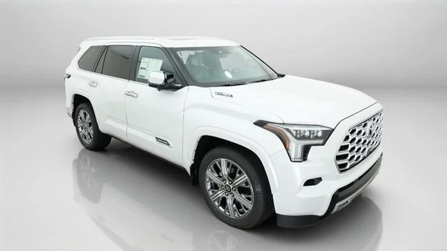 New 2026 Off-white Toyota Capstone image 5