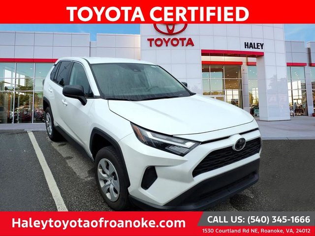 2025 Toyota RAV4 LE