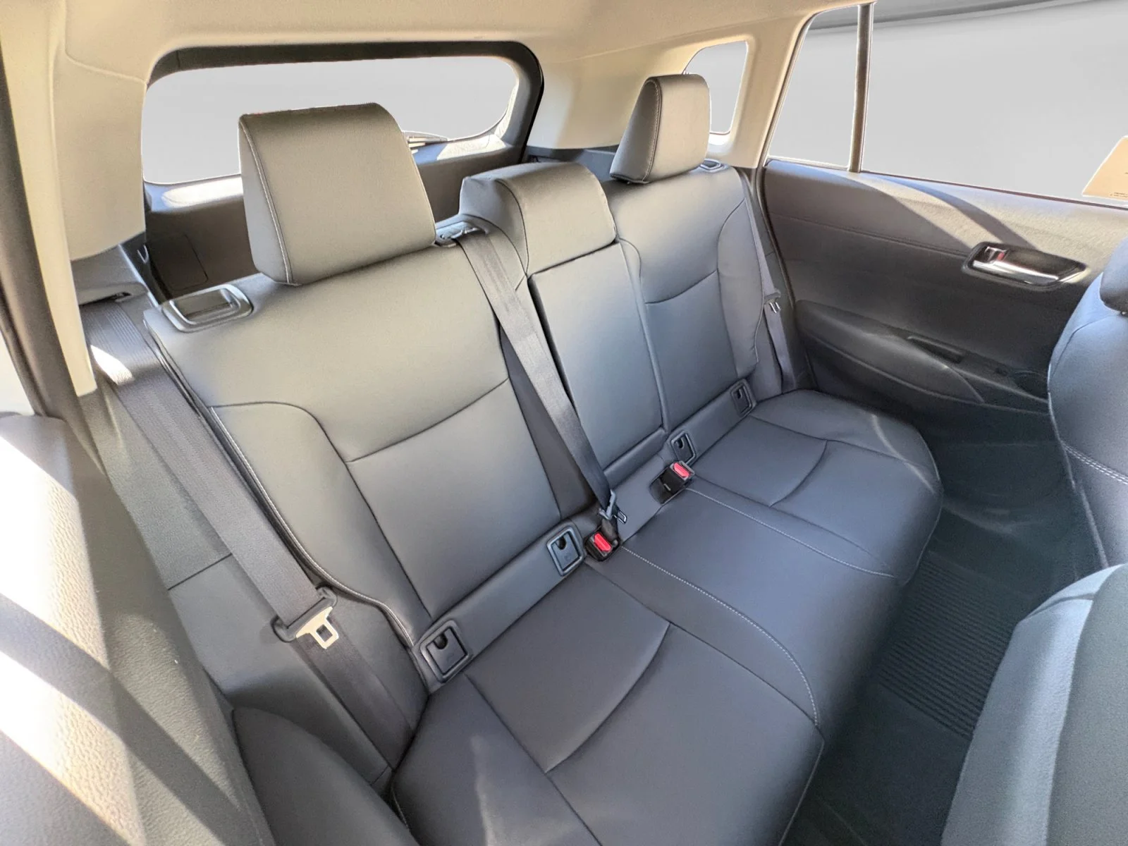 New 2026 Wind Chill Pearl <sup>1</sup> Toyota  XLE image 29