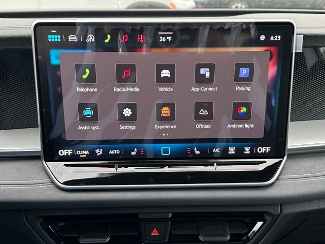 New 2026 Opal White Pearl Volkswagen 2.0T SE R-Line Black image 38