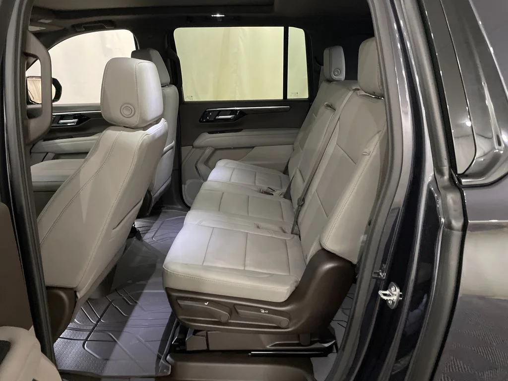 New 2026 Dark Ash Metallic Chevrolet Z71 image 29