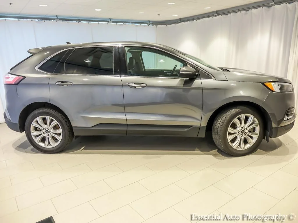 2023 Ford Edge Titanium - Photo 6