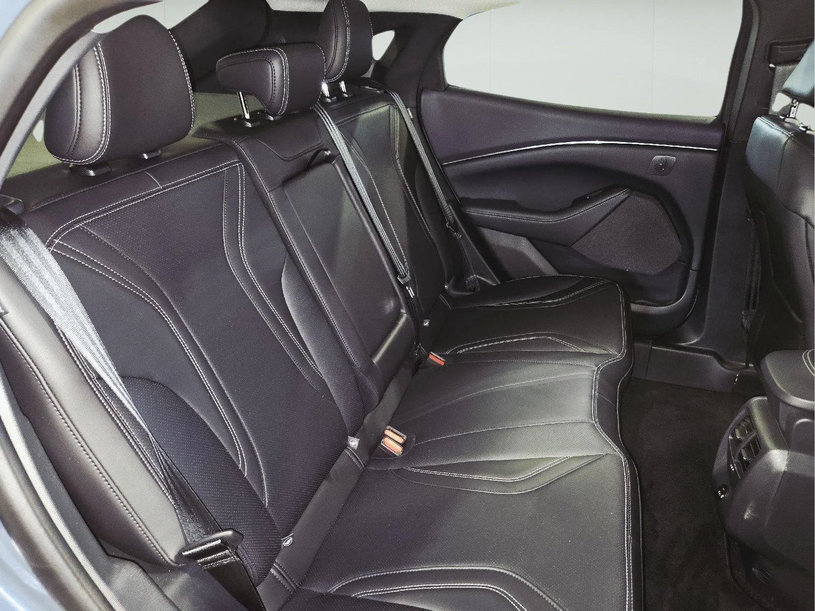 Used 2024 Vapor Blue Ford Premium image 55