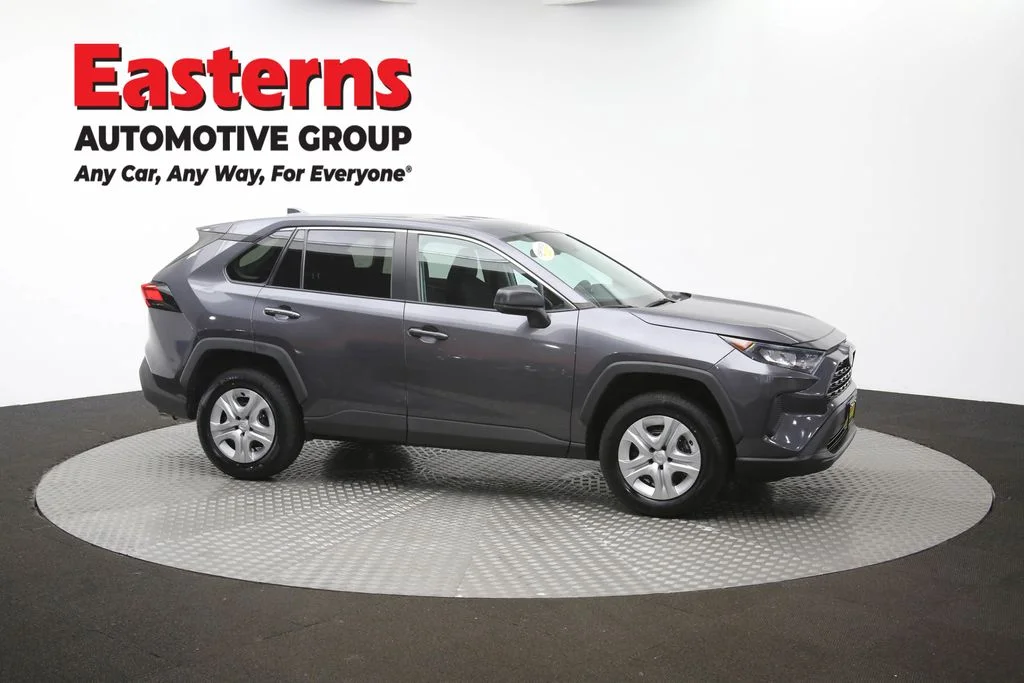 Used 2022 Gray Toyota LE image 44