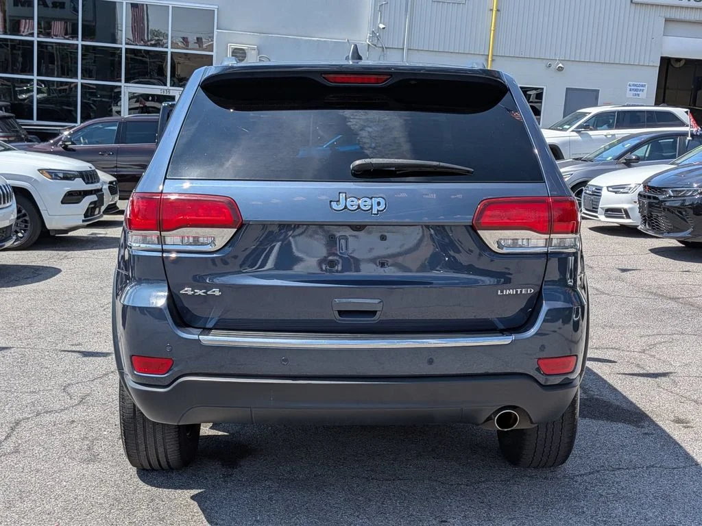 Used 2020 Blue Jeep Limited image 7