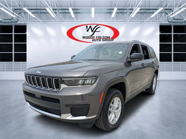 New 2026 Baltic Gray Metallic Clear-Coat Exterior Paint Jeep Laredo X image 7