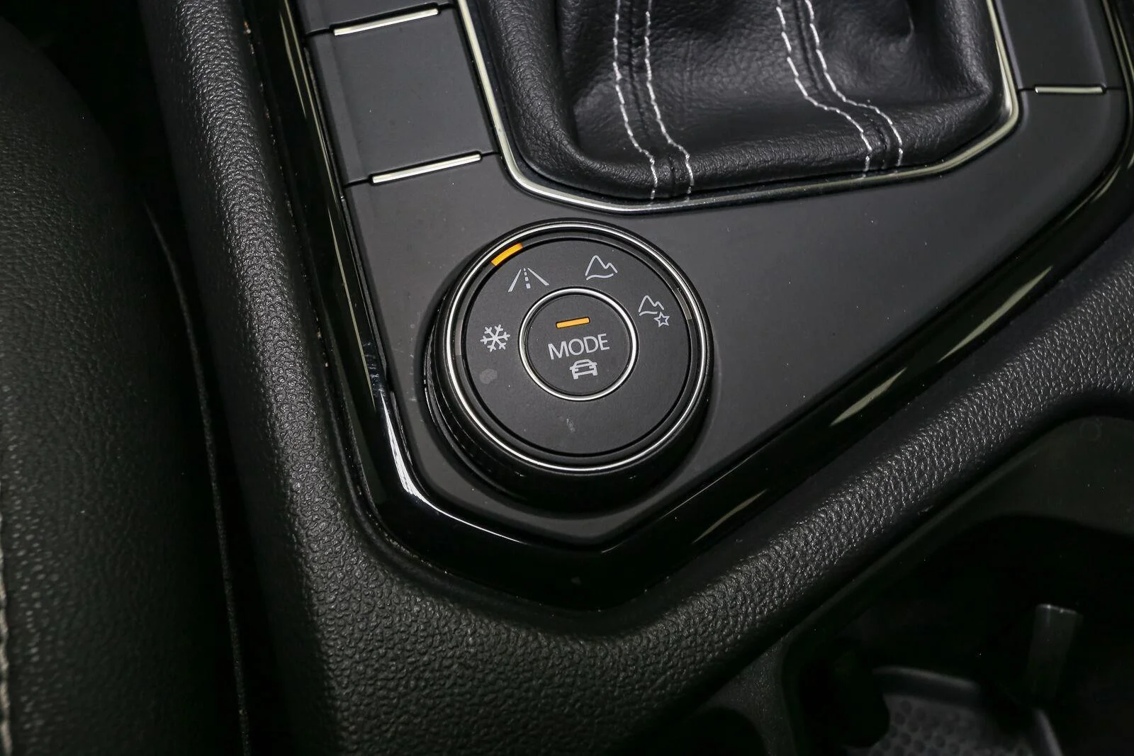 Certified Used 2024 Deep Black Pearl Volkswagen SEL image 39