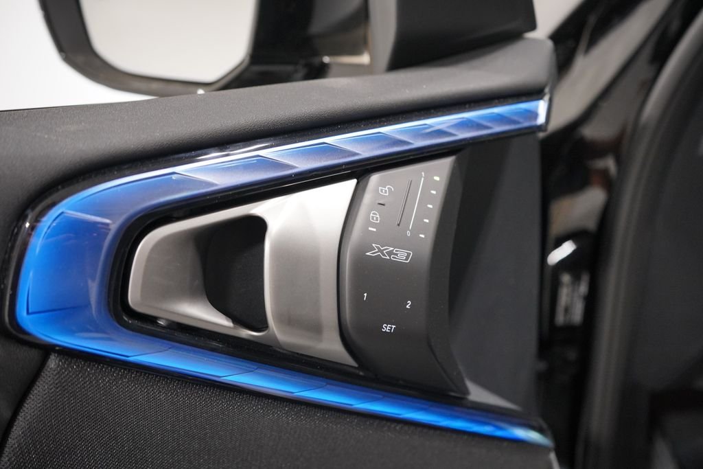 New 2026 Black Sapphire Metallic BMW 30 xDrive image 17