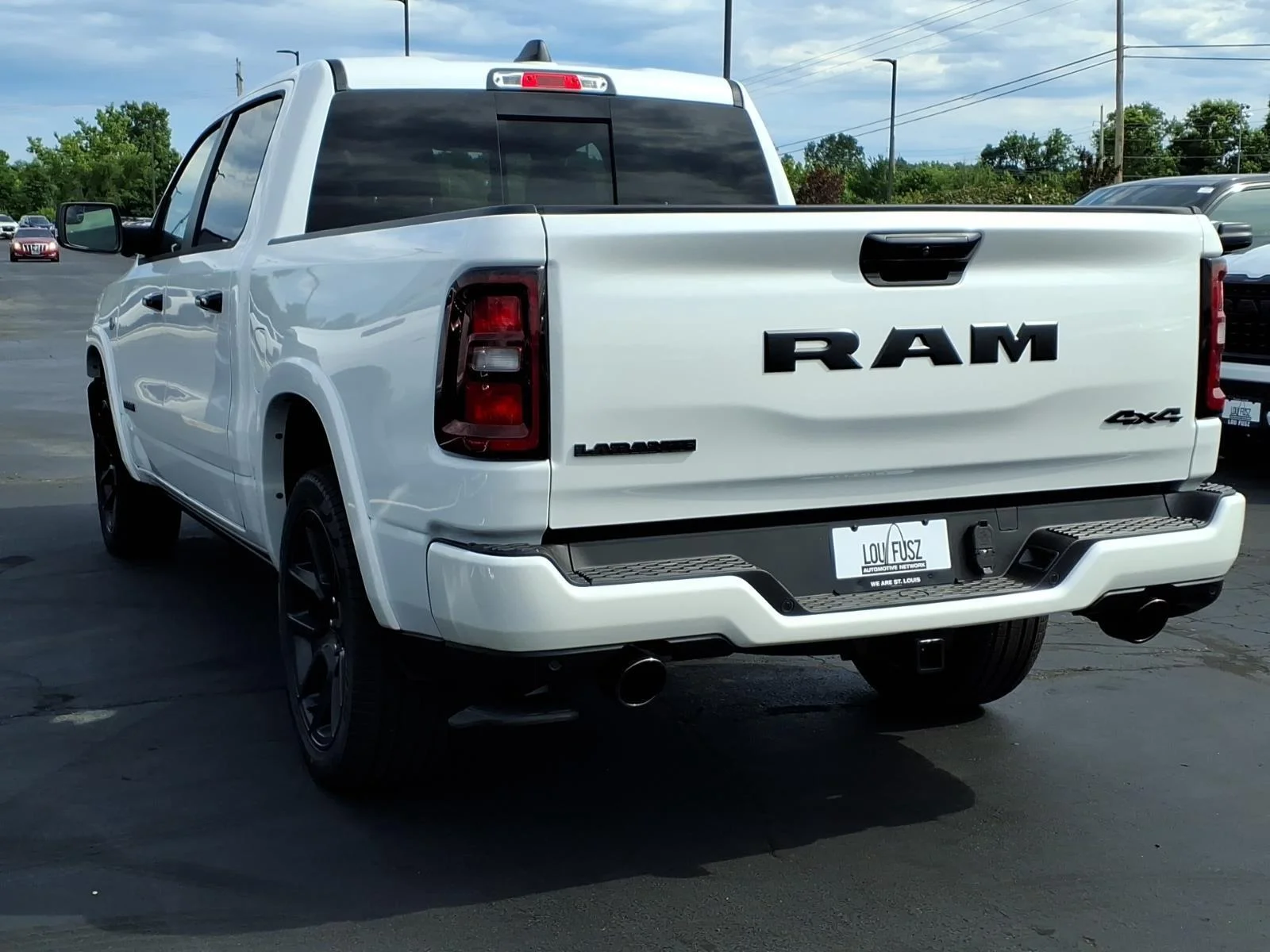New 2026 Ivory White Tri-Coat Pearl-Coat Exterior Paint RAM Laramie image 4