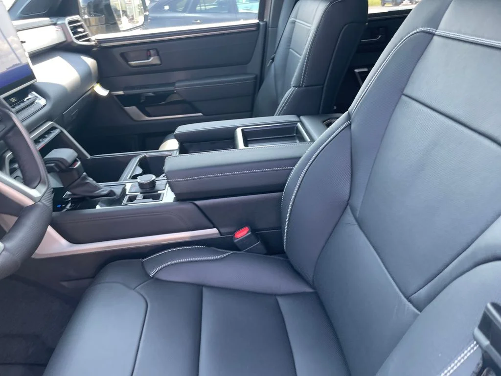 2026 Toyota Tundra Limited - Photo 28