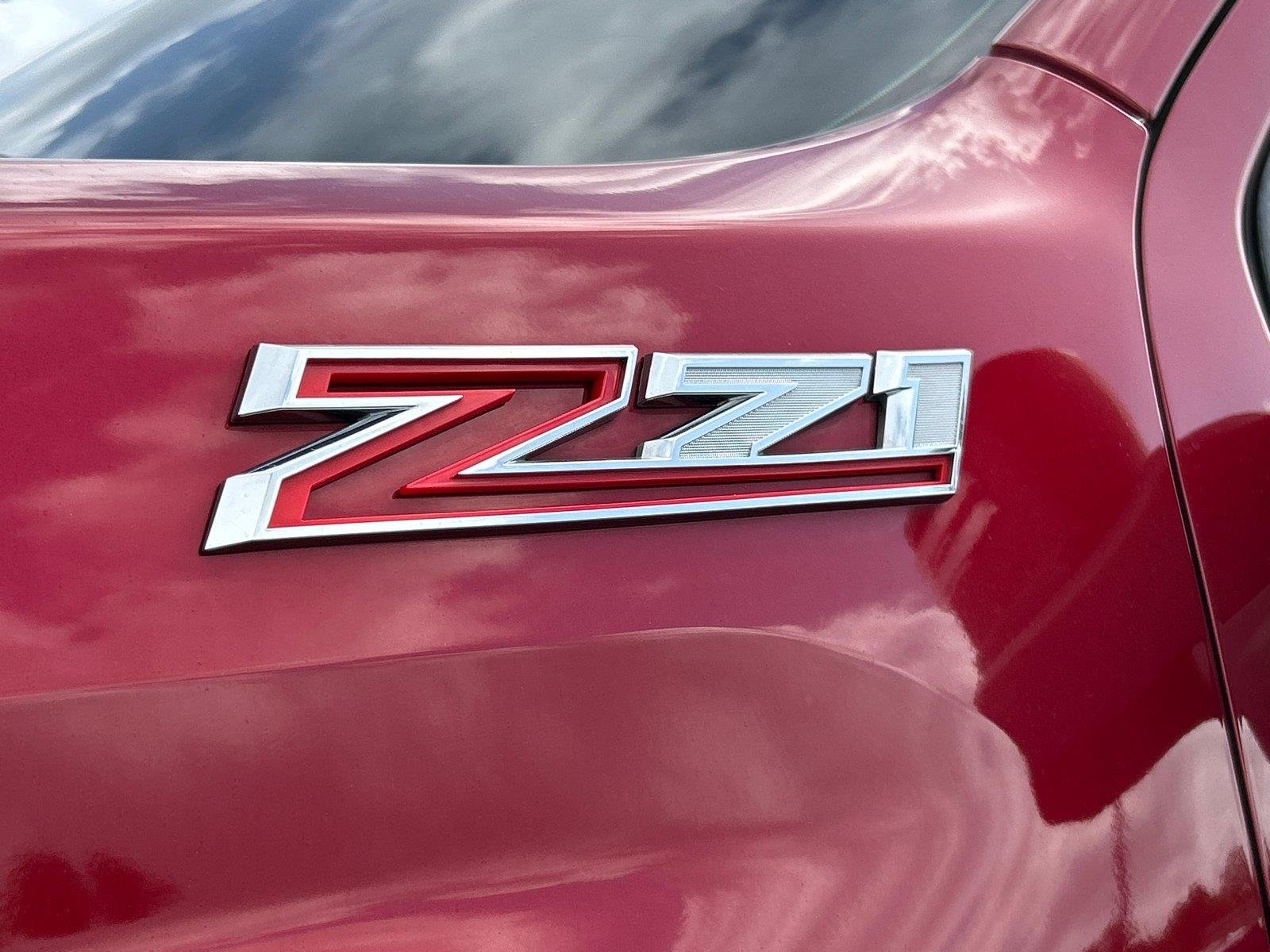 Used 2022 Cherry Red Tintcoat Chevrolet LT image 9