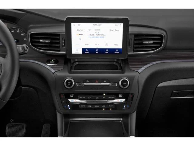 Used 2021 AGATE BLACK MET Ford Limited image 10