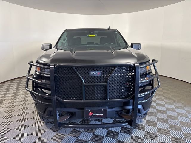 Used 2021 Chevrolet Silverado 1500 Custom with VIN 3GCPYCEL0MG476178 for sale in Shakopee, Minnesota