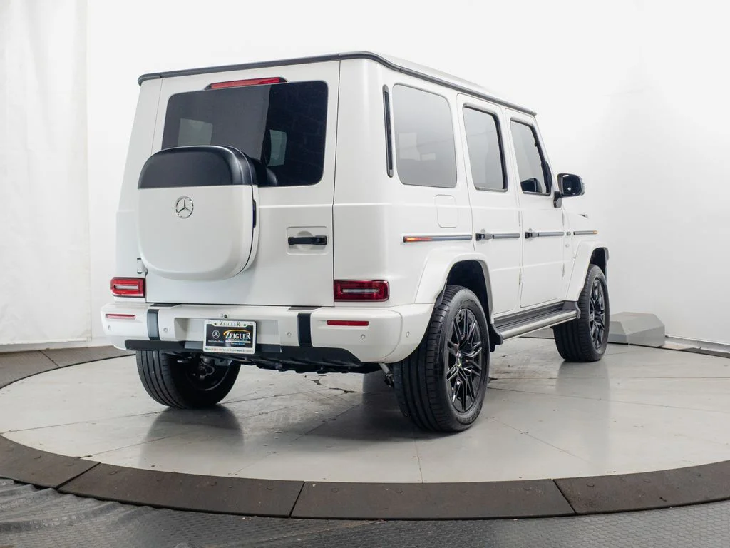 Certified Used 2025 Moonlight White Magno Mercedes-Benz G 580 image 33