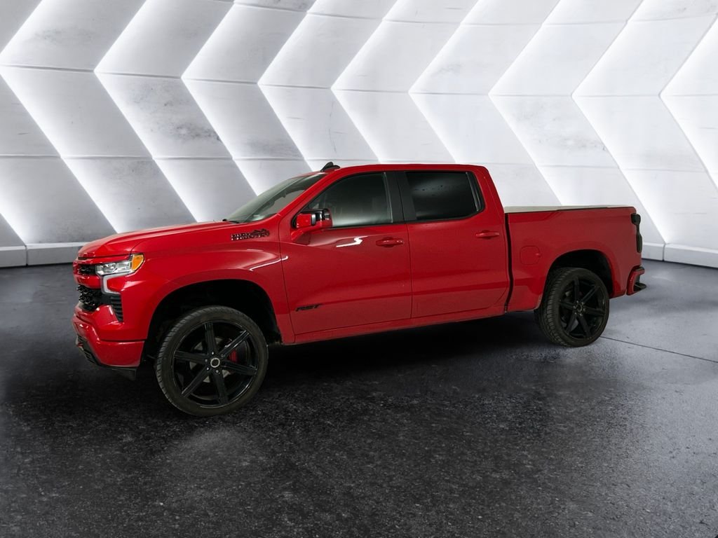 Used 2023 Red Chevrolet RST image 3