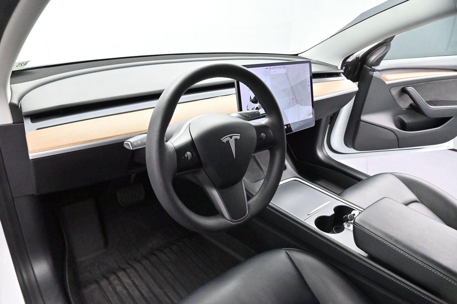 Used 2021 Pearl White Multi-Coat Tesla Standard Range Plus image 16