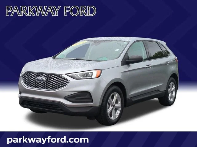 Used 2024 Silver Ford SE image 1