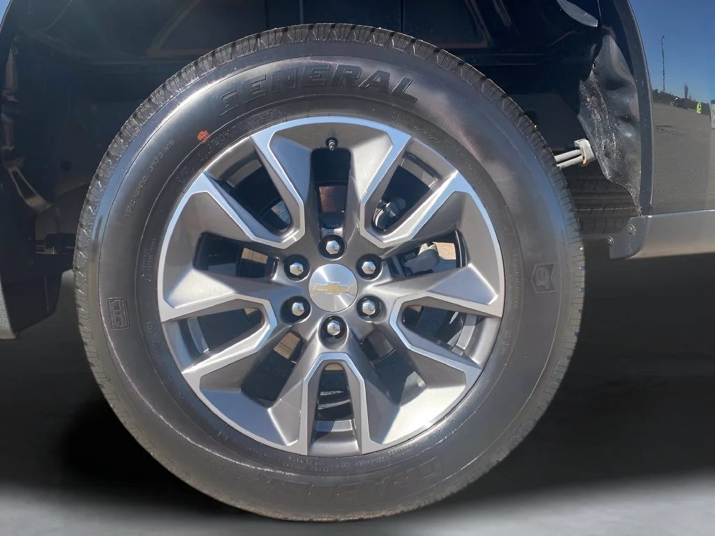 Used 2024 Black Chevrolet LT (2FL) image 35