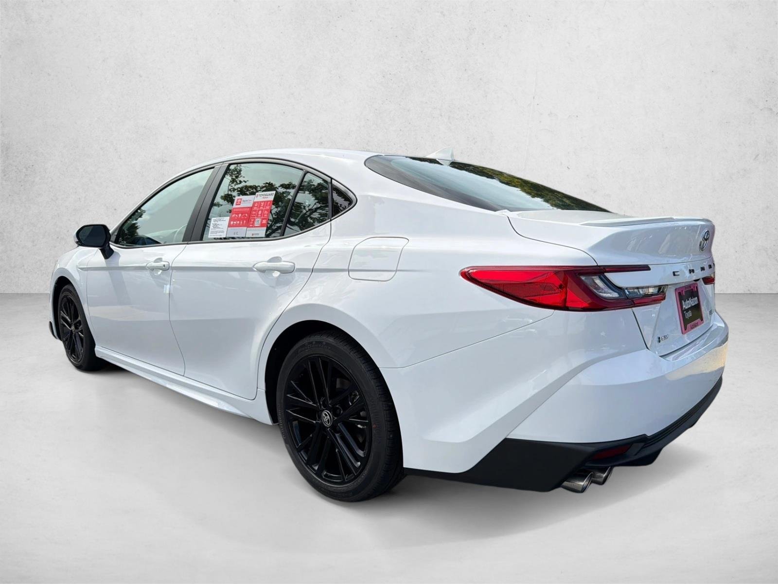 New 2026 Ice Cap Toyota SE image 5