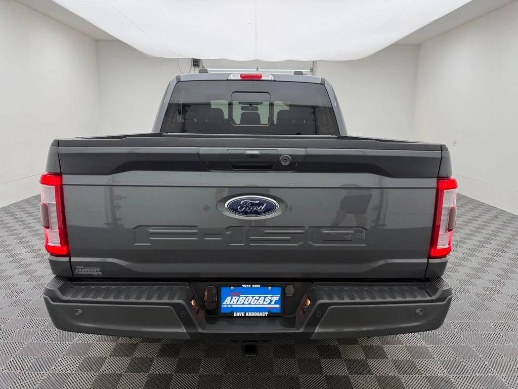 Used 2023 Gray Ford Lariat image 9