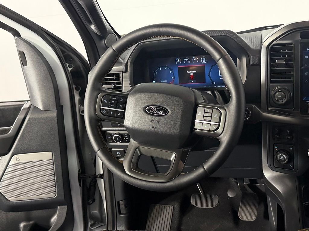 Used 2025 Space White Metallic Ford Tremor image 15
