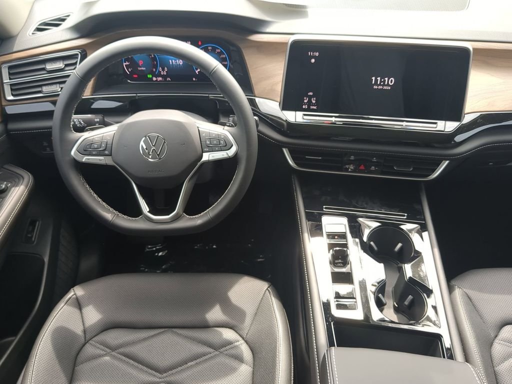 New 2026 Black Volkswagen 2.0T SE w/Technology image 15