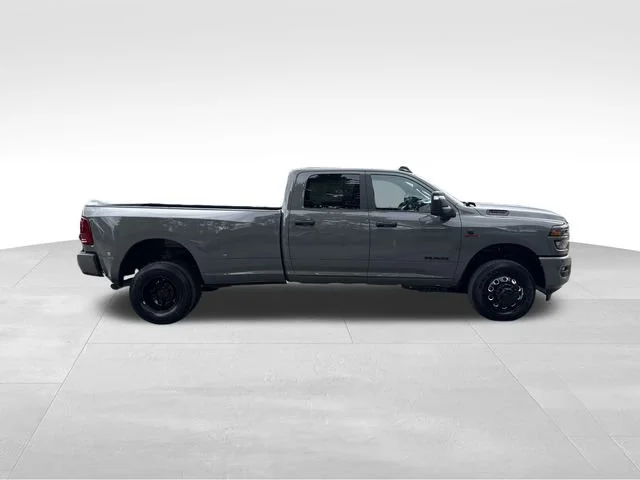 New 2026 Ceramic Gray Clear-Coat Exterior Paint RAM Big Horn image 8
