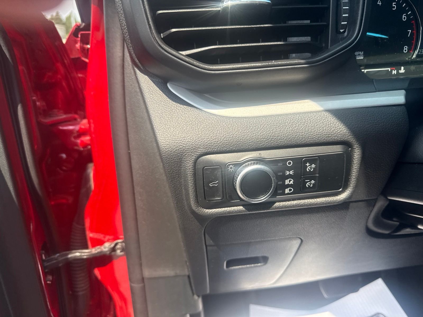 Used 2024 Red Ford XLT image 14