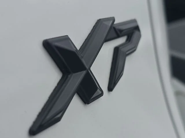 Used 2025 White Toyota SR5 image 9