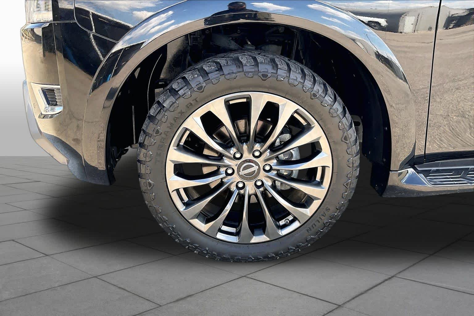 Used 2023 Super Black Nissan Platinum image 10