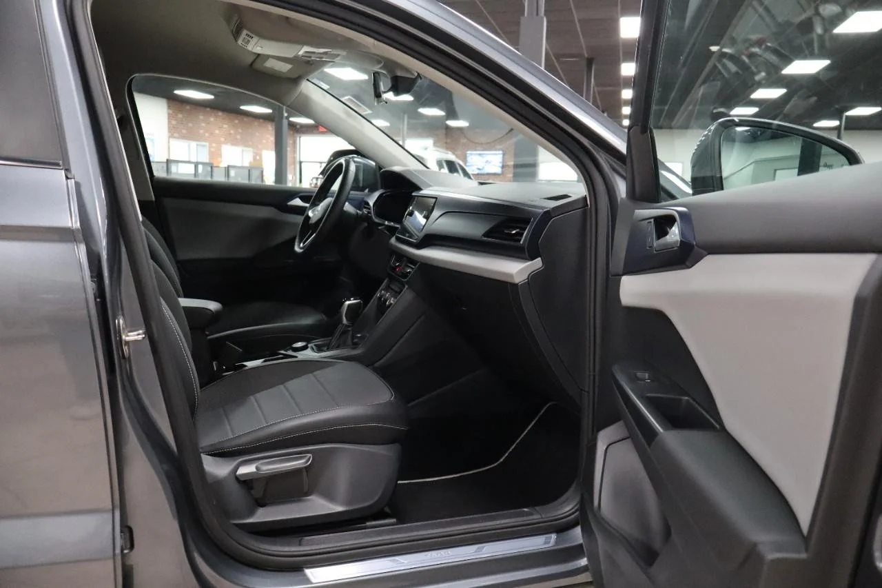 Used 2022 Platinum Gray Metallic Volkswagen 1.5T SE 4Motion image 24