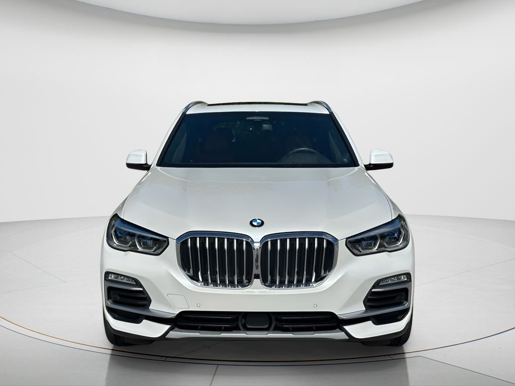 Used 2021 White BMW xDrive45e image 2