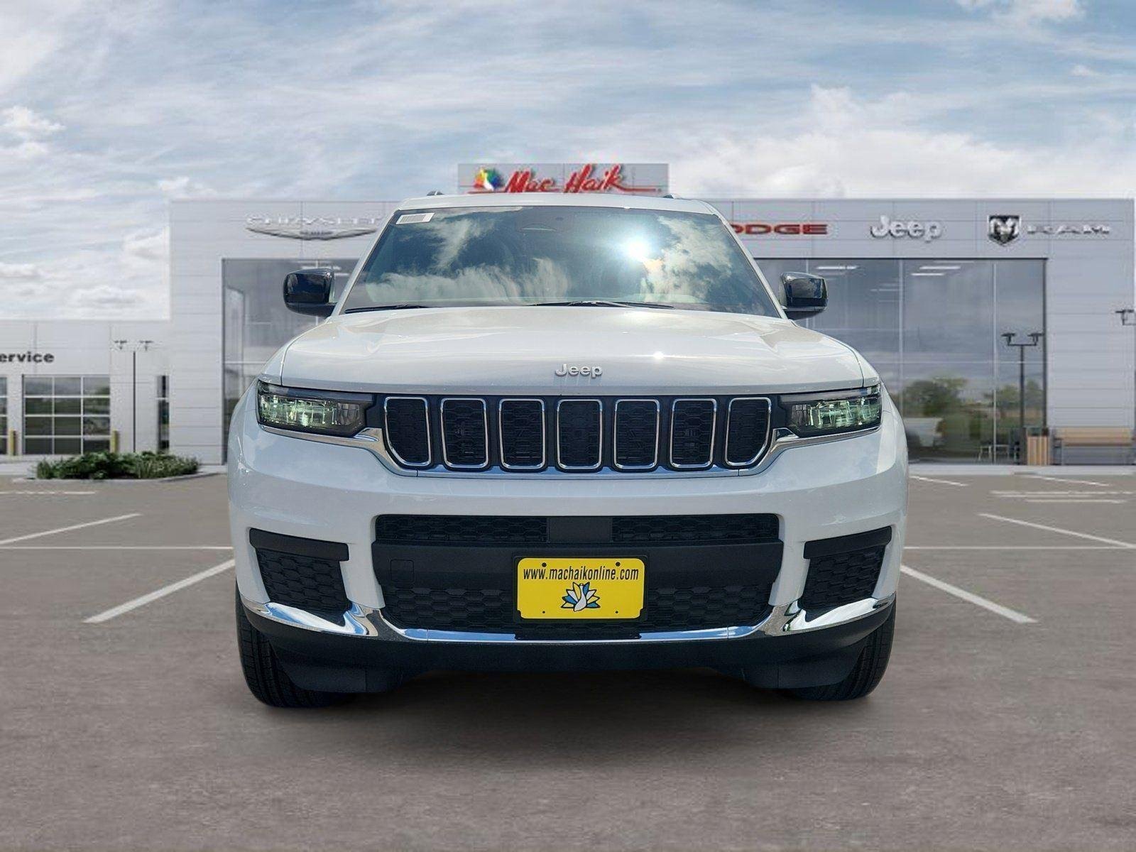 New 2026 Bright White Clear-Coat Exterior Paint Jeep Laredo image 8