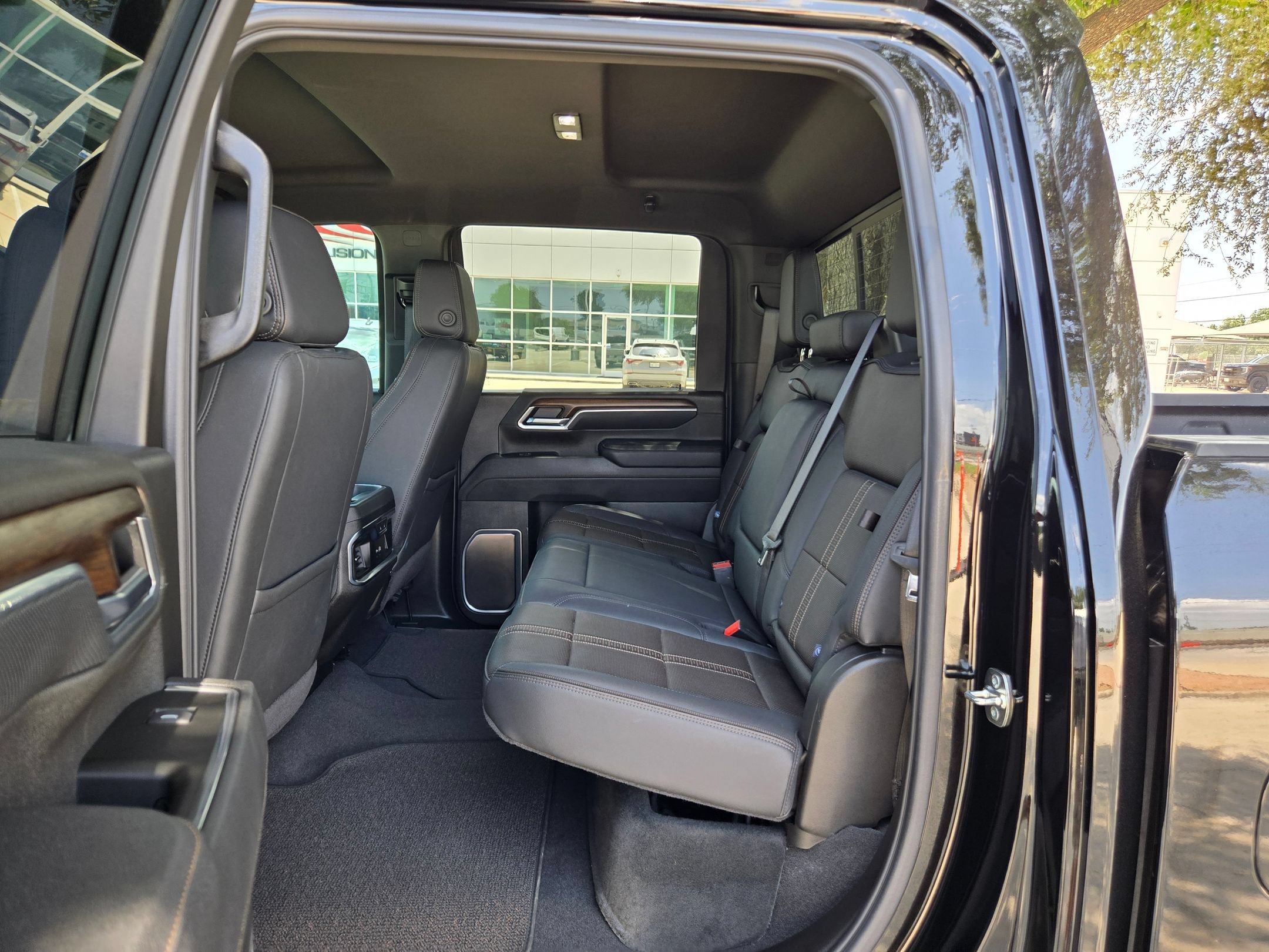 2025 Chevrolet Silverado 2500HD High Country - Photo 21