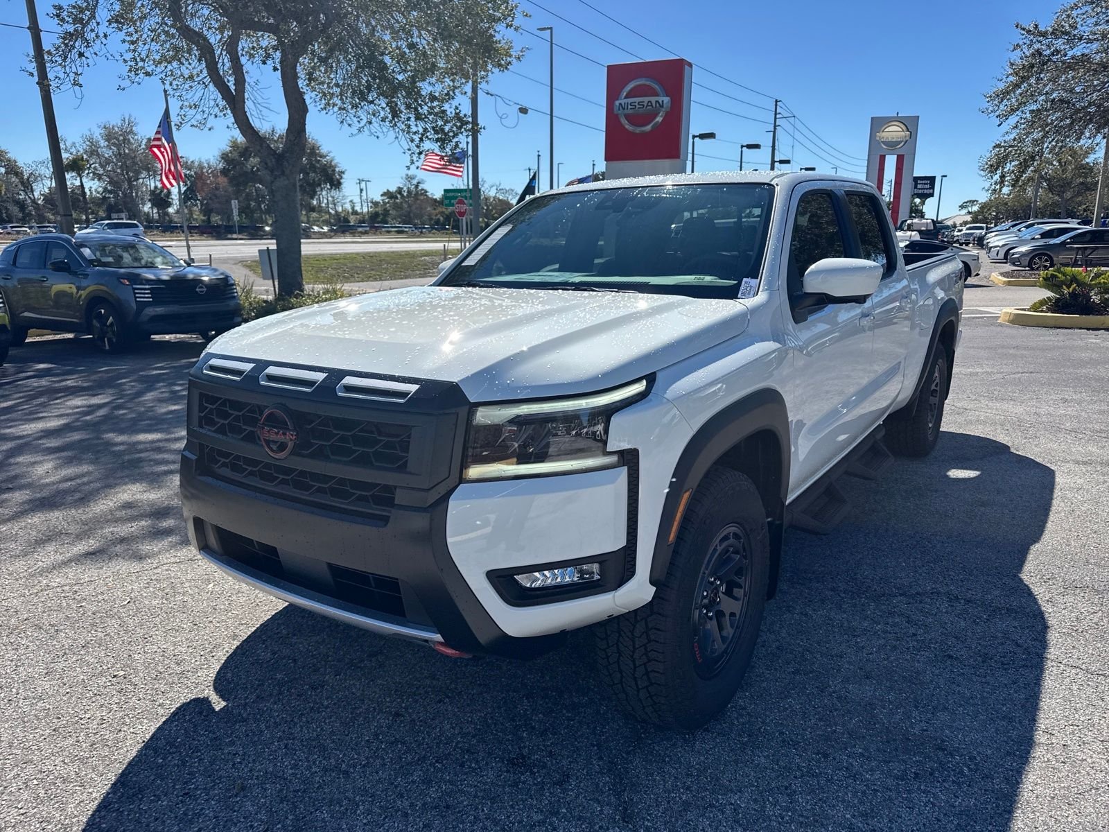 New 2026 Nissan Frontier PRO-4X 4D Crew Cab