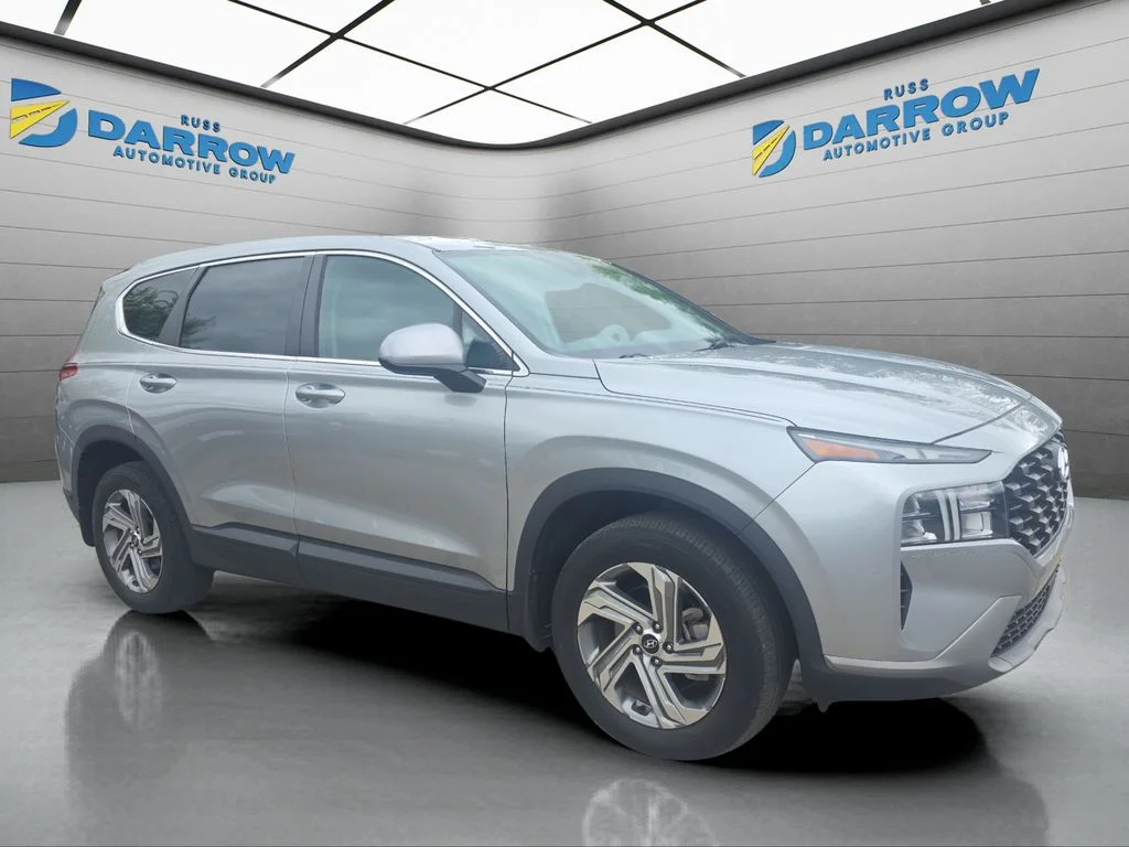 Used 2023 Silver Hyundai SE image 8